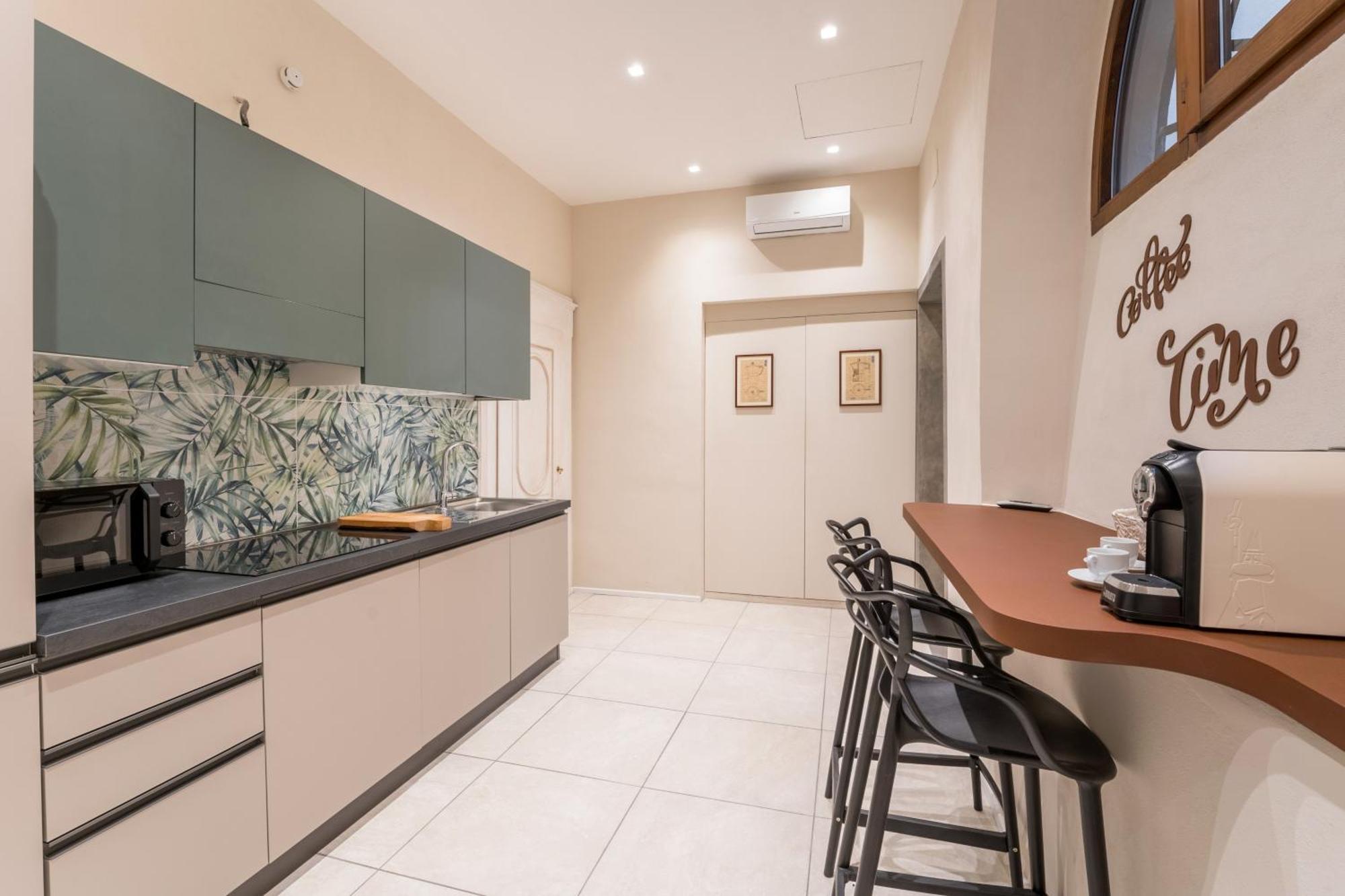 New Apartment Duomo & Galleria Accademia ฟลอเรนซ์ ภายนอก รูปภาพ