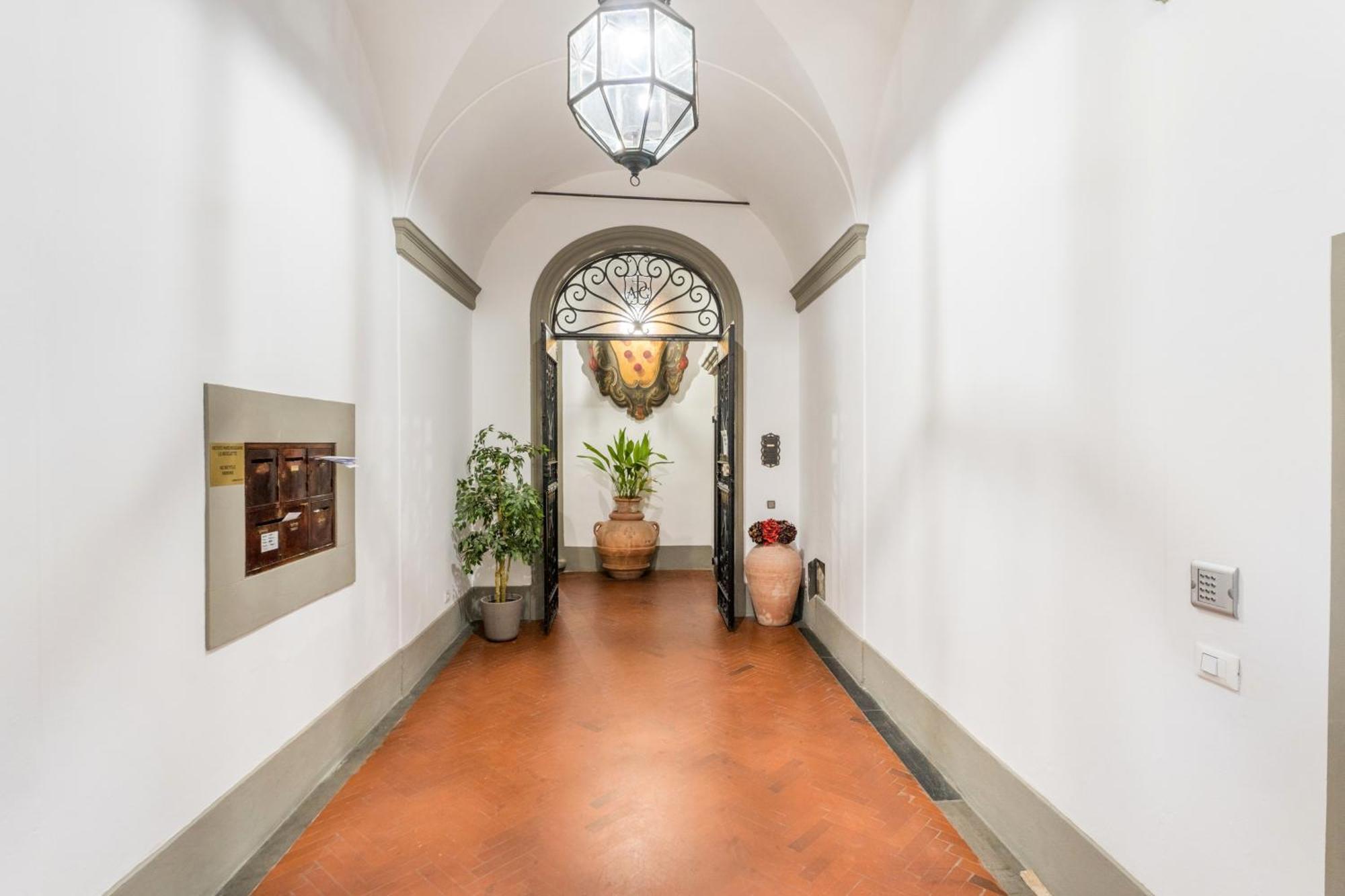 New Apartment Duomo & Galleria Accademia ฟลอเรนซ์ ภายนอก รูปภาพ